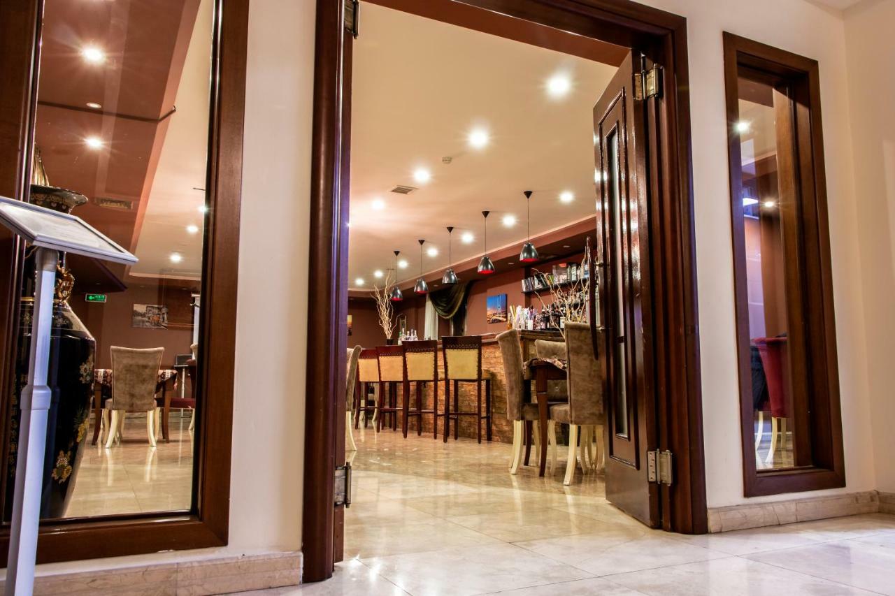 Atropat Old City Hotel Baku Bagian luar foto
