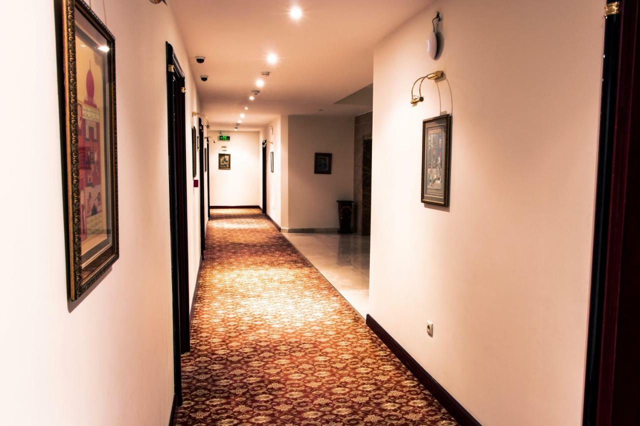 Atropat Old City Hotel Baku Bagian luar foto