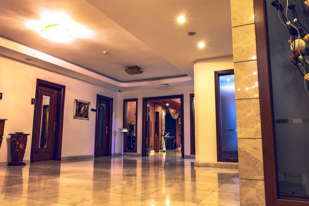 Atropat Old City Hotel Baku Bagian luar foto