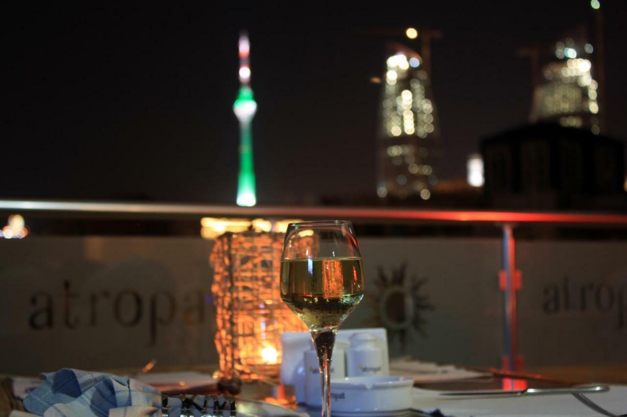 Atropat Old City Hotel Baku Bagian luar foto